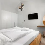 Cozy In With Private Swimming Pool, Be Inside Or Outside Ferienhaus *