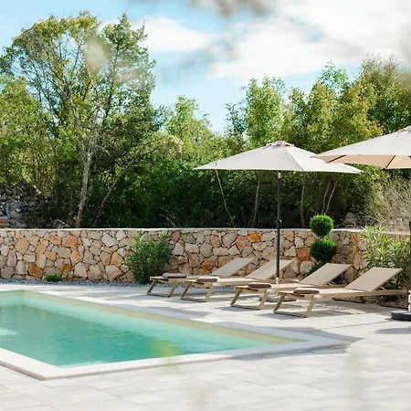 Cozy In With Private Swimming Pool, Be Inside Or Outside Kras